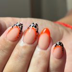 کاشت و ترمیم تخصصی ناخن و مژه آوا