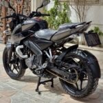 فروش موتور مزایده بنلی ۳۰۰ جفت و ان اس ۲۰۰