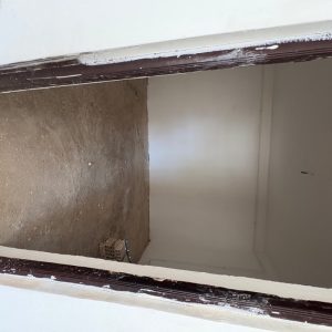 یک باب حیاط مسکونی