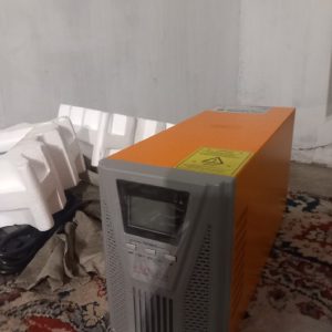 دو عدد ups makelsan٢٠٠٠ولت. نو قيمت فروش بنجاه ميليون تومان